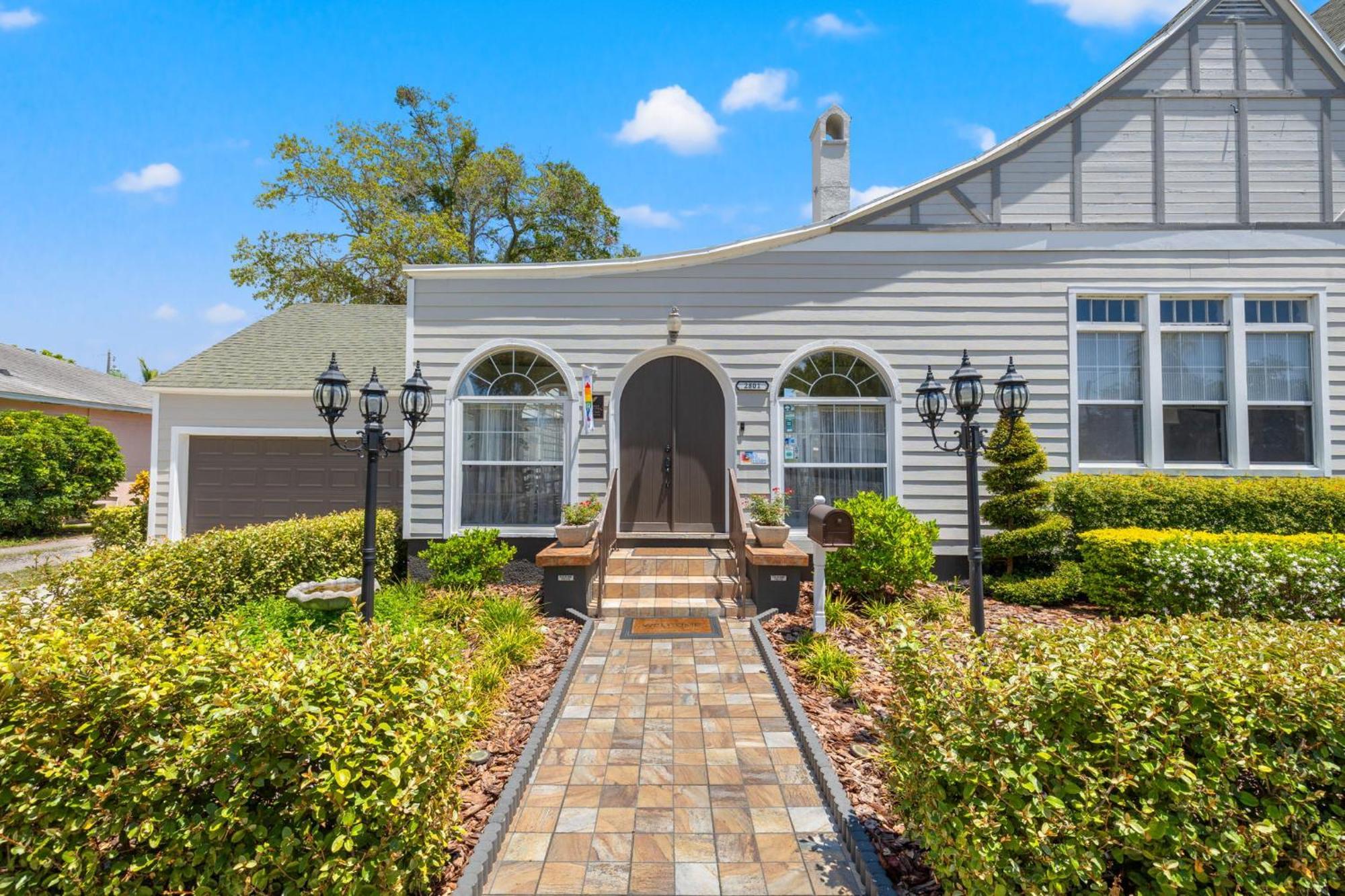 The Kenwood Gables Bed and Breakfast Saint Petersburg Eksteriør billede