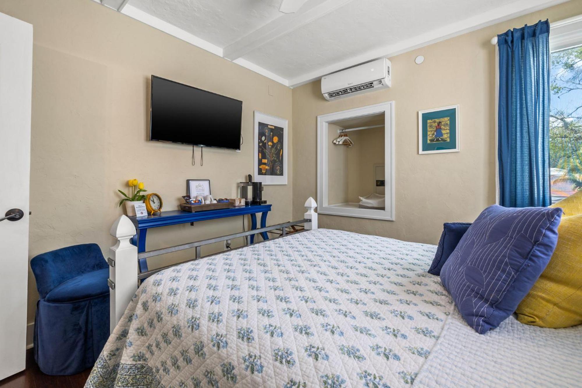 The Kenwood Gables Bed and Breakfast Saint Petersburg Eksteriør billede